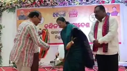 ସମ୍ବଲପୁର ମ୍ୟୁନିସିପାଲଟି: ଦୁର୍ଗାପାଲି ସ୍ଥିତ ଏକ ହୋଟେଲ ଠାରେ ବୁଦ୍ଧିଜୀବୀ ସମାବେଶ ଅନୁଷ୍ଠିତ