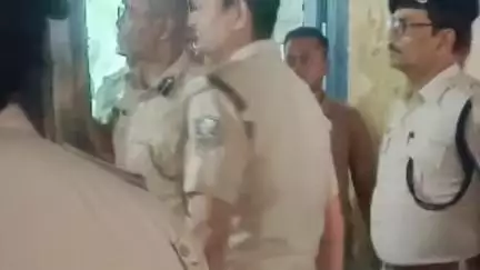 गया टाउन सीडी ब्लॉक: एसएसपी आनंद कुमार ने साइबर थाने का किया औचक निरीक्षण, संदिग्ध गतिविधियों पर सतर्क रहने का दिया निर्देश