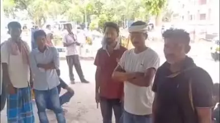 गोपालगंज: जलालपुर गांव में आपसी विवाद को लेकर जीजा ने साले को चाकू मारकर की हत्या, पुलिस ने पोस्टमार्टम के लिए भेजा शव