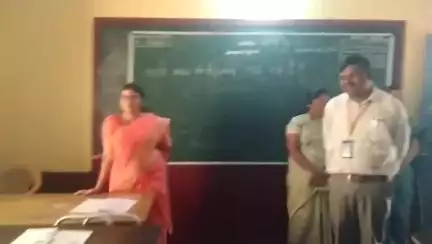 ಕೊಳ್ಳೇಗಾಲ: ಜಿಪಂ ಸಿಇಒ ಮೋನಾರೋತ್ ದೊಡ್ಡಿಂದುವಾಡಿ ಶಾಲಾ ಭೇಟಿ,ಶೈಕ್ಷಣಿಕ ಗುಣಮಟ್ಟ ಸುಧಾರಣೆಗೆ ಕರೆ