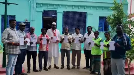 మున్సిపల్ కార్మికుల సంఖ్యను పెంచాలి: పెనుకొండలో సీఐటీయూ నాయకులు
