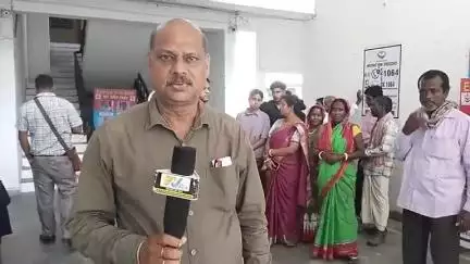 शक्तिफार्म पारागांव में सचिन नाम का व्यक्ति अपने पत्नी ज्योति को जान से मारकर फिर गले में रस्सी डालकर लटका दिया 😭