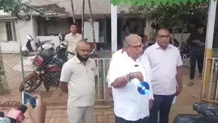 ಬೆಳಗಾವಿ: ಪೊಲೀಸ್ ಅಧಿಕಾರಿ ಮೇಲೆ ಕೈ ಎತ್ತಿದ ಕೇಸ್, ಸಿಎಂ ವಿರುದ್ಧ ನಗರದ ಕ್ಯಾಂಪ್ ಠಾಣೆಗೆ ಮಾಹಿತಿ ಹಕ್ಕು ಹೋರಾಟಗಾರ ಭೀಮಪ್ಪ ದೂರು