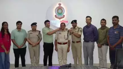 जशपुर: जशपुर में स्टार सेरेमनी में निरीक्षक आशा तिर्की बनीं उप पुलिस अधीक्षक