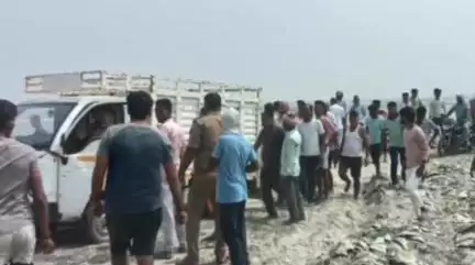 सगड़ी: रौनापार थाना क्षेत्र में घाघरा नदी में डूबने से दो युवकों की हुई मौत, बुझ गए दो घरों के चिराग, परिजनों में मची चीख-पुकार
