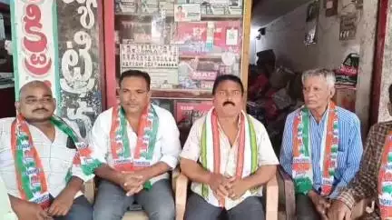 జన్నారం: గిరిజన ఎమ్మెల్యేకు టీపీసీసీ ప్రధాన కార్యదర్శి ఇవ్వడం అభినందనీయమని జన్నారం మండల కాంగ్రెస్ నాయకులు హర్షం వ్యక్తం