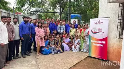 रोहा: सुदर्शन'च्या सहाय्याने ग्रामीण भागातील महिला स्वावलंबी, युनिफॉर्म स्टिचिंग सेंटरचे उद्घाटन