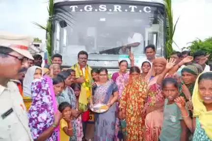 దేవరకద్ర: చింతకుంట మండలం దమగ్నాపూర్ గ్రామంలో  బస్సును ప్రారంభించిన ఎమ్మెల్యే జియంఆర్
