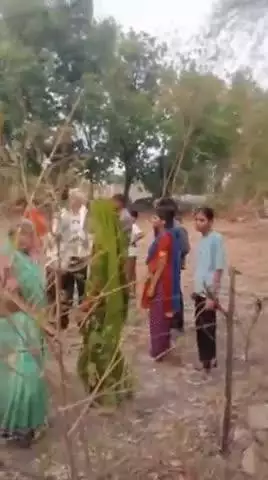 #ब्रेकिंग #न्यूज़ #ललितपुर - ललितपुर के पिसनारी मे #जमीनी_विवाद के चलते हाईबोल्टेज ड्रामा #पुलिस के सामने जमकर #विवाद,