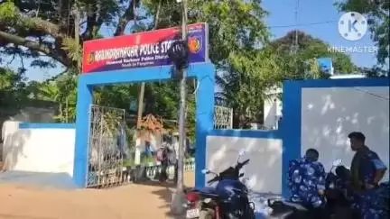 ঠাকুরপুকুর-মহেশতলা: দুই গোষ্ঠীর সংঘর্ষের জেরে উত্তপ্ত হয়ে উঠেছিল এলাকা; থমথমে মহেশতলা রবীন্দ্রনগর এলাকা, মোতায়েন বিশাল পুলিশ বাহিনী
