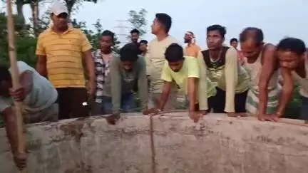 বলরামপুর: গেরগেড্ডি গ্রামে শিশুকে নিয়ে কুঁয়োয় ঝাপ মায়ের; মৃত্যু শিশুর, অভিযুক্ত মায়ের বিরুদ্ধে খুনে মামলা রুজু পুলিশের