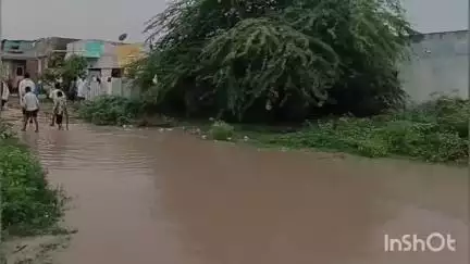 ఆదోని: అమరావతి నగర్ కాలనీలో రోడ్లు, డ్రైనేజీ సమస్య పరిష్కరించాలని కోరిన కౌన్సిలర్ లలితమ్మ, స్పందించిన అధికారులు #localissue