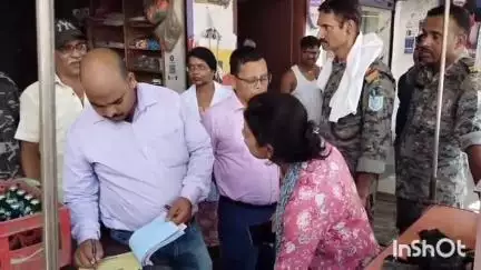 चतरा: राष्ट्रीय तंबाकू नियंत्रण कक्ष, चतरा द्वारा गिद्धौर में एक दर्जन दुकानों पर छापेमारी