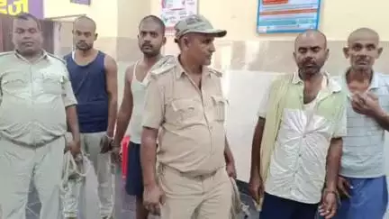 अस्थावां: सारे थाना पुलिस ने मारपीट मामले में पीपरपुर गांव से 4 लोगों को किया गिरफ्तार, एक किशोर निरुद्ध