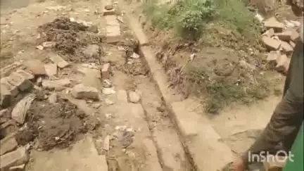 अमृतपुर: कोटिया पुर में दबंग द्वारा नाली का निर्माण नहीं होने देते हैं सबसे बड़ी समस्या घरों का पानी नहीं निकल पा रहा#jansamasya