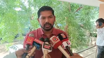 କଣ୍ଟାବାଞ୍ଜି: କଣ୍ଟାବାଞ୍ଜି ଅଞ୍ଚଳ ରେ ମେଗା ଜଳ ଯୋଗାଣ ପ୍ରକଳ୍ପ ରେ ପାଣି ସମସ୍ୟା ସମାଧାନ କରାଯିବ ବୋଲି ପ୍ରତିକ୍ରିୟା ରଖିଲେ ଏସଡିଓ ପ୍ରଶାନ୍ତ ବାଗେ