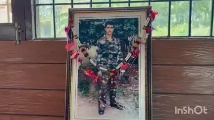 मंडी: 26 साल बाद कारगिल शहीद हीरा सिंह को सम्मान, सेना अधिकारियों ने परिवार को दिया प्रशस्ति पत्र और स्मृति चिन्ह