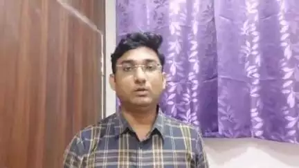 বসিরহাট ১: দক্ষিণ দেবীপুরে রাস্তা সংস্কারের দাবিতে পথ অবরোধ করে বিক্ষোভ গ্রামবাসীদের বসিরহাট থেকে বিস্ফোরক বিজেপি নেতা পলাশ সরকার