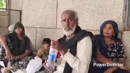 कर्वी: कर्वी के बेड़ी पुलिया के पास रेलवे ट्रैक में ट्रेन से गिरकर व्यक्ति की मौत, पुलिस ने शव का पोस्टमार्टम कराया
