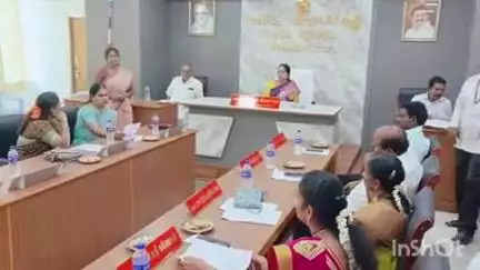 வாலாஜா: ஆட்சியர் அலுவலகத்தில் உள்ள மாவட்ட ஊராட்சி அலுவலகத்தில் மாவட்ட  ஊராட்சி குழு கூட்டம் நடைபெற்றது