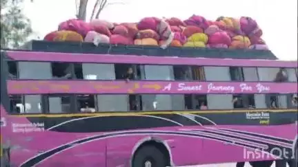 मोहम्मदी: सड़कों पर दौड़ रही ओवरलोड डबल डेकर डग्गामार बस, परिवहन विभाग है मौन