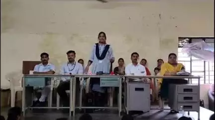 सातारा: गोडोली येथे अंगणवाडी सेविकांना संरक्षणाबाबत निर्भया पथकाकडून माहिती, छेडछाडी बद्दल लेखी तक्रारी देण्याचे आवाहन