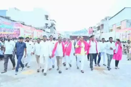 గద్వాల్: రాయచూరు పట్టణంలో ఏరువాక పౌర్ణమి పండుగ సందర్భంగా బండ్ల పోటీలు ప్రారంభించిన:ఎమ్మెల్యే బండ్ల కృష్ణమోహన్ రెడ్డి