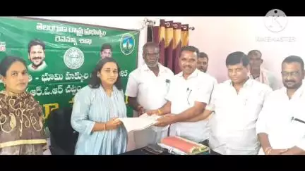 బాన్సువాడ: రైతుల సమస్యల పరిష్కారానికి భూభారతి: సంఘంలో బాన్సువాడ సబ్ కలెక్టర్ కిరణ్మయి