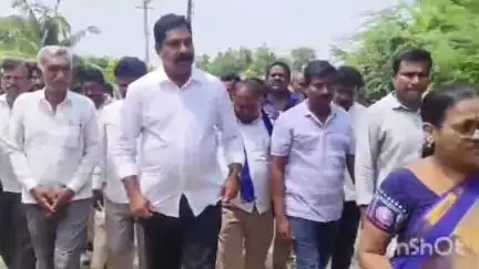 ఫిరంగి గడ్డ అంగన్వాడీ కేంద్రంలో అమ్మ మాట అంగన్వాడి బాట కార్యక్రమాన్ని ప్రారంభించిన ఎమ్మెల్యే నాగరాజు