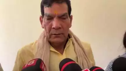 मऊ: ऊर्जा मंत्री एके शर्मा ने निजीकरण पर कहा, कर्मचारियों का रखेंगे ध्यान