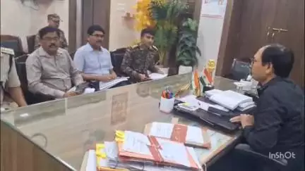 बिलासपुर: कलेक्टर संजय अग्रवाल ने बाढ़ राहत तैयारी की समीक्षा करते हुए किसी भी आपदा से निपटने के लिए दिए निर्देश