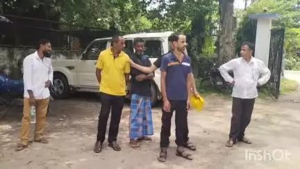গঙ্গারামপুর: বাইক দুর্ঘটনায় দিদির মৃত্যু, ভাই হাসপাতালে, দেহ ময়নাতদন্তে পাঠালো গঙ্গারামপুর থানার পুলিশ