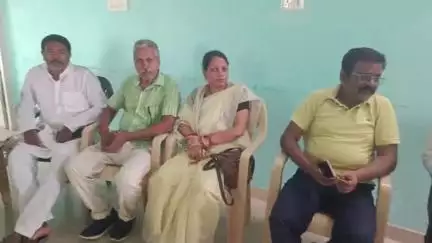 मधुबनी: नगर निगम कार्यालय में मेयर अरुण राय की अध्यक्षता में बैठक आयोजित