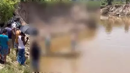 ডিফু: হাওৰাঘাট অঞ্চলৰ পন্দিতঘটৰ  যমুনা গাওঁৰ নদীত বৃহস্পতিবাৰে পুৱা   দুই অচিনাক্ত মৃতদেহ উদ্ধাৰ