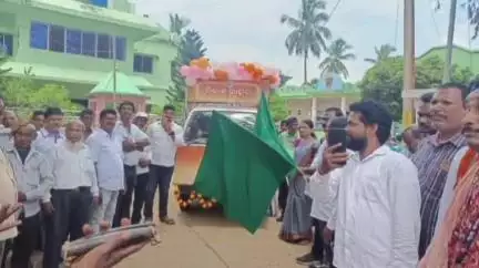 ବସ୍ତା: ରାଜ୍ୟ ସରକାରଙ୍କ ଏକ ବର୍ଷ ପୂର୍ତ୍ତି ଅବସରରେ ବସ୍ତା ବ୍ଲକ ପରିସରରୁ ବିକାଶ ବାହନ ଶୁଭାରମ୍ଭ
