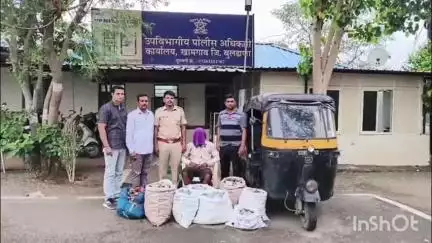 खामगाव: पारखेड येथे दारू घेऊन जाणारा ऑटो पकडला;  दारू व ऑटोसह १ लाख ५४ हजार ६४० रुपयाचा मुद्देमाल जप्त