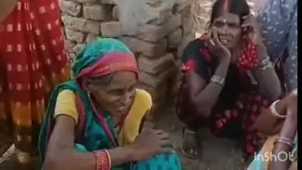कलेर: सोहसा बस स्टैंड के पास भटक कर पहुंची महिला, नहीं बता पा रही नाम पता