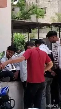 अलवर: दादर बुर्जा के समीप बोलेरो ने बाइक को पीछे से मारी टक्कर, महिला की हुई मौत