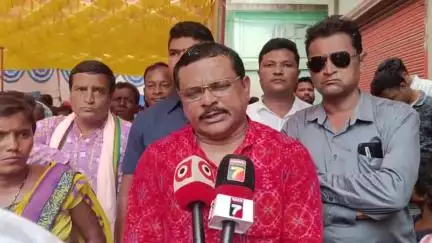 କଣ୍ଟାବାଞ୍ଜି: ବଙ୍ଗୋମୁଣ୍ଡା ବ୍ଲକ ଠାରେ ବିକାଶ ବାହାନ ଶୁଭାରମ୍ଭ ଯାତ୍ରାରେ ସାମିଲ ହୋଇ ପ୍ରତିକ୍ରିୟା ରଖିଲେ କଣ୍ଟାବାଞ୍ଜି ବିଧାୟକ ଲକ୍ଷ୍ମଣ ବାଗ