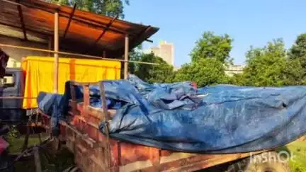 मनोहरपुर: अंचलाधिकारी ने अवैध बालू से लदे 2 ट्रैक्टरों को किया जब्त, ज़िला खनन विभाग को दी सूचना