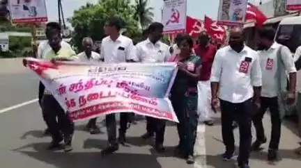 பண்ருட்டி: பல்வேறு கோரிக்கைகளை வலியுறுத்தி நெல்லிக்குப்பத்தில் CPI(M) சார்பில் மக்கள் சந்திப்பு பிரச்சார இயக்க நடைப்பயணம்