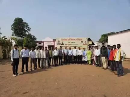बाबई: माखन नगर की ग्राम पंचायतों में खरीफ फसलों में लगने वाले कीटों के प्रबंधन की दी गई जानकारी