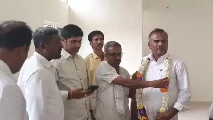 ಮಳವಳ್ಳಿ: ಹಾಡ್ಲಿ ವಿವಿಧೋದ್ದೇಶ ಪ್ರಾಥಮಿಕ ಕೃಷಿ ಸಹಕಾರ ಸಂಘದ ಅಧ್ಯಕ್ಷರಾಗಿ ಲಿಂಗರಾಜು ಅವಿರೋಧ ಆಯ್ಕೆ