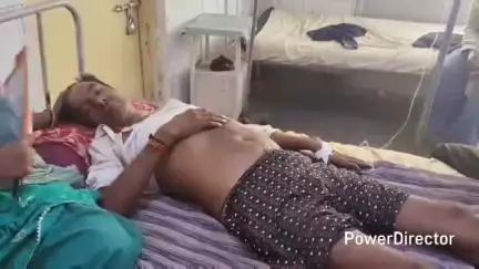 राजापुर: कलवारा बुजुर्ग गांव में आम तोड़ते समय पेड़ से गिरकर 45 वर्षीय व्यक्ति घायल, जिला अस्पताल में भर्ती