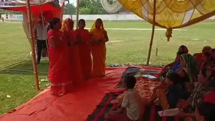 गोगरी: राम लखन उच्च विद्यालय बलतारा में महिला संवाद कार्यक्रम आयोजित, योजनाओं की जानकारी दी गई