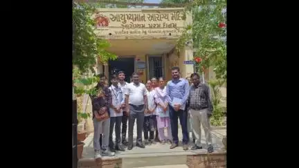 દાહોદ: કલેકટર દ્વારા પ્રા.આ.કેન્દ્ર પાંચવાડાની મુલાકાત કરાઈ