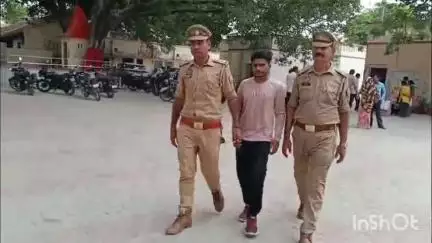 कलान: खाड़े दियूरिया गांव के निकट थाना जलालाबाद पुलिस टीम ने एक युवक को अवैध तमंचा के साथ किया गिरफ्तार