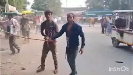 दातागंज: अलापुर थाना क्षेत्र के म्याऊं में कहा-सुनी के बाद हुई मारपीट, वीडियो हुआ वायरल