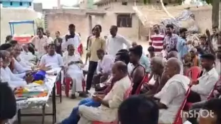 निघासन: खरवाहिया गांव से कांग्रेस पार्टी की हुंकार, पूर्व मंत्री नकुल दुबे बोले- संगठन नहीं, विचार है कांग्रेस पार्टी