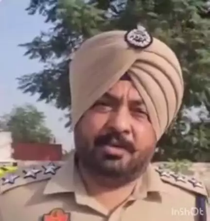 ਤਰਨਤਾਰਨ: ਤਰਨ ਤਾਰਨ ਪੁਲਿਸ ਵੱਲੋਂ ਜਿਲੇ ਵਿੱਚ ਵੱਖ ਵੱਖ ਥਾਵਾਂ ਤੇ ਰੇਡ ਅਲਰਟ ਨਾਕਾਬੰਦੀ ਕਰਵਾਈ ਗਈ